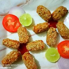 A picture of Paneer oats fritters.