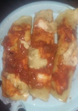 Una foto de Canelones con tuco