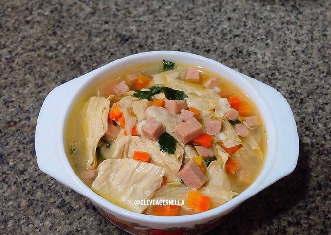 Sop Kembang Tahu Maling (Non Halal)