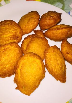 A picture of Bean cakes.