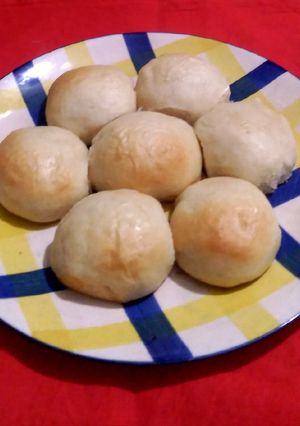 પાઉં (bread bun recipe in Gujarati) રેસીપી મુખ્ય ફોટો