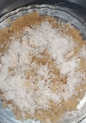 सूजी का हलवा (sooji ka halwa recipe in Hindi) रेसिपी मुख्य फोटो