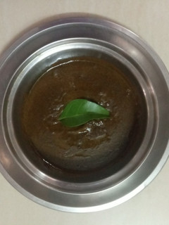 மிளகு குழம்பு (Milagu kulambu recipe in tamil) செய்முறை முக்கிய புகைப்படம்