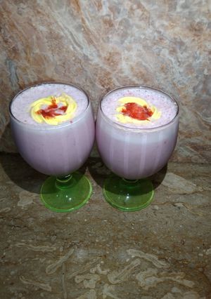 A picture of Strawberry Smoothie.