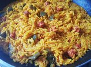 Una foto de arroz con chistorra