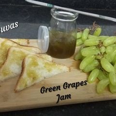 A picture of Green Grapes Jam.