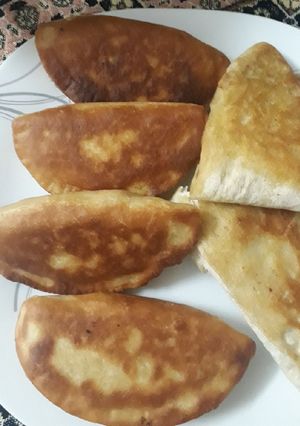عکسی از دستور پیتزا پیراشکی😋
