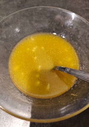 Une photo de Vinaigrette orange 🍊 citron 🍋