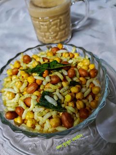 चना मुरमुरा नमकीन(chana murmura namkeen recipe in hindi) रेसिपी मुख्य फोटो