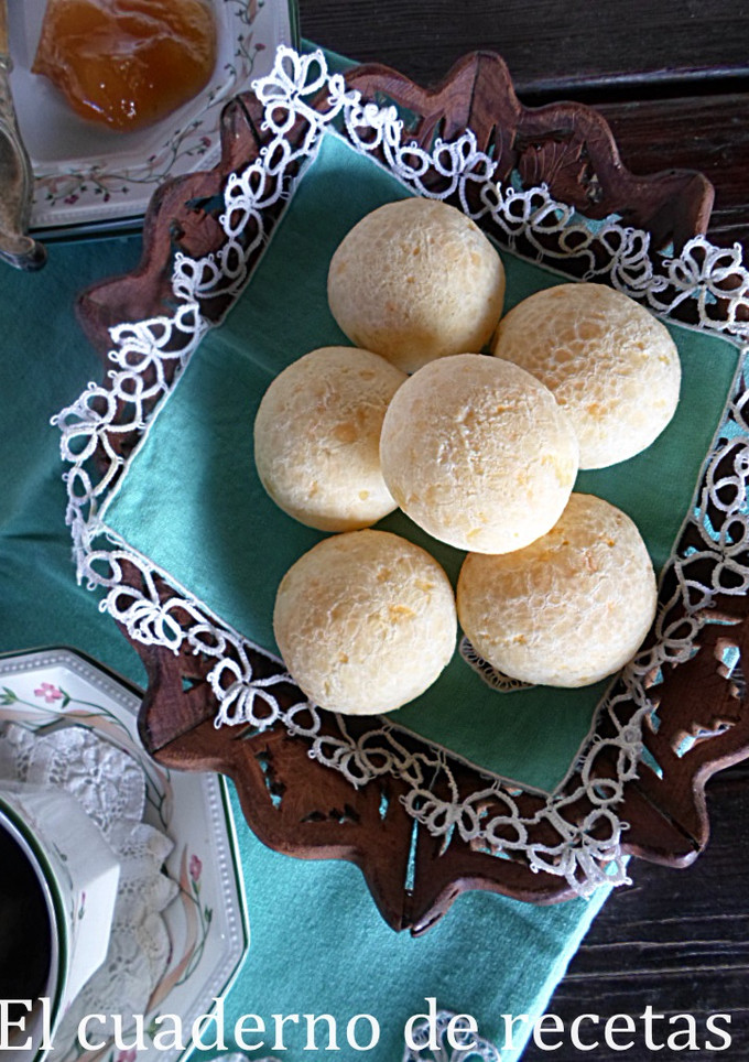 Una foto de Pan de queso Brasileño {Pão de Queijo Brasileiro}