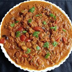 A picture of Chilli Baby Corn Mushroom Curry.