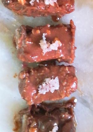 A picture of Homemade Bounty Bars.