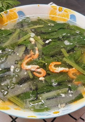 Hình của món Canh cải bó xôi nấu tôm thịt.