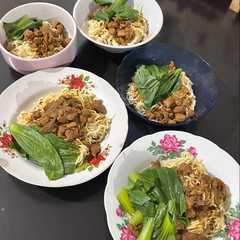 Kuah Mie Ayam রেসিপির প্রধান ছবি