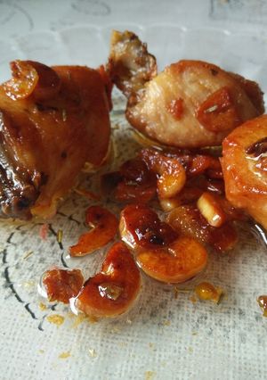 Una foto de Pollo al ajillo para torpes
