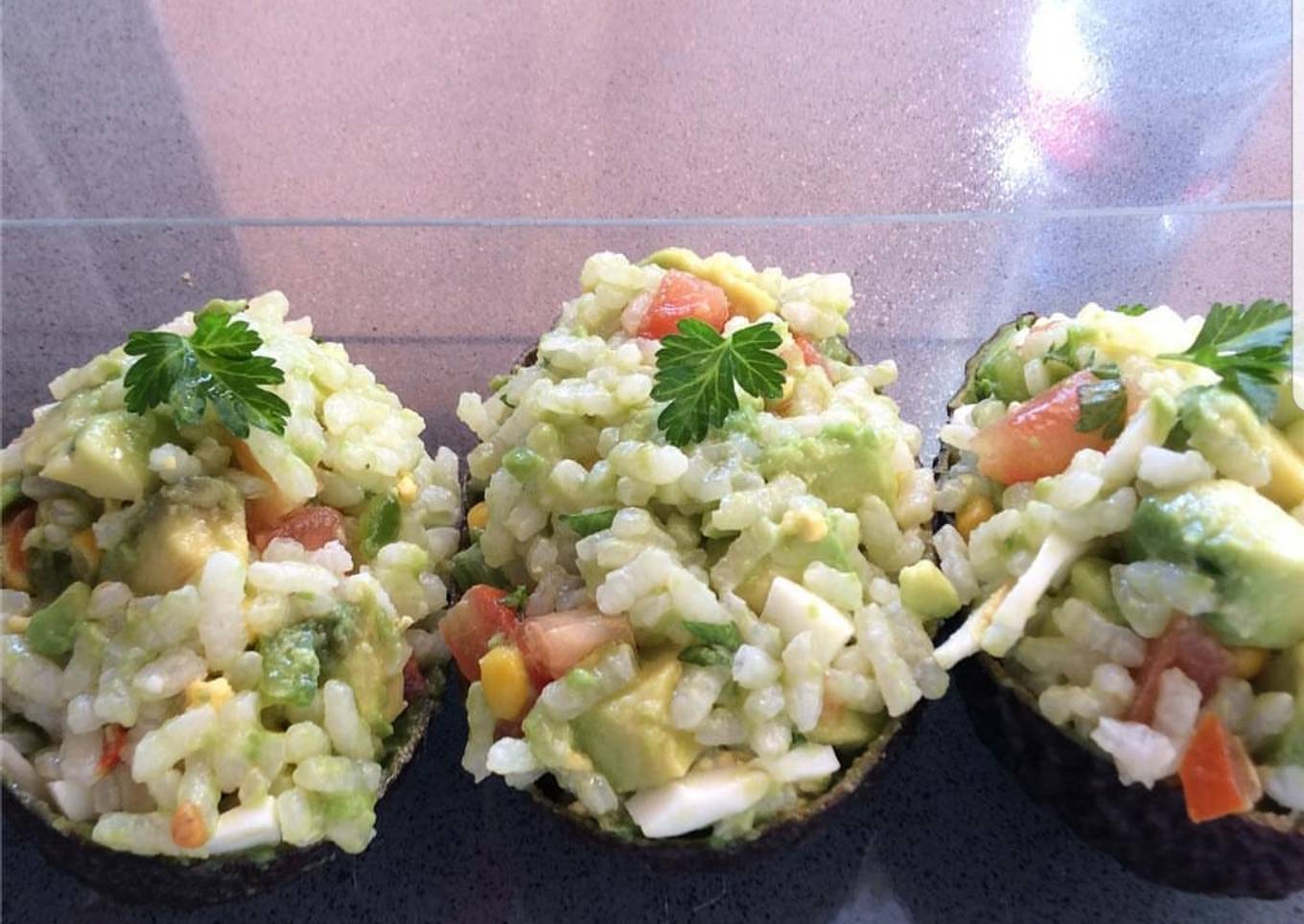 Aguacates rellenos