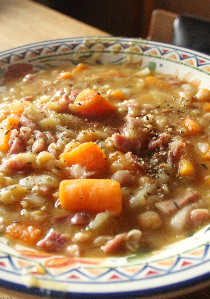 Una foto de Sopa de arvejas rápida (olla a presión)