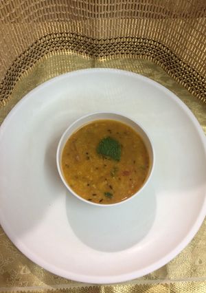 A picture of Pudina flavoured tomato dhal.