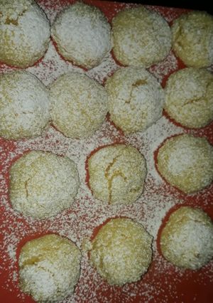 Una foto de Galletitas de coco sin harina
