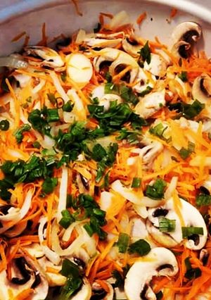 Una foto de Cacerola de champiñones y zanahoria salsa soya