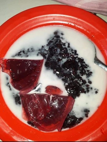 Langkah Mudah untuk Membuat Resep Bubur ketan hitam uni rini🥰 yang Lezat Anti Ribet, Lezat