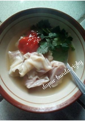 Foto resep Pangsit kuah isi kornet super praktis😋