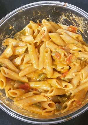 माइक्रोवेव पास्ता(microwave pasta recipe in hindi) रेसिपी मुख्य फोटो