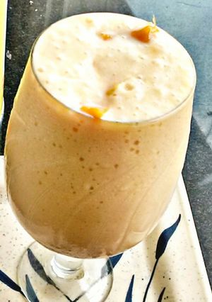 A picture of Alphonzo mango Smoothie.