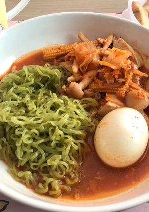 รูปของ บะหมี่ผัก ราดซุปกิมจิเต้าหู้ใส่ไข่ต้ม