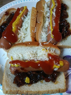 A picture of Hotdog with my Ultimate Bacon Onion Sauce.