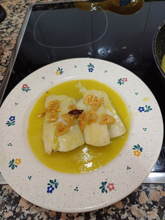 Una foto de Bacalao al pil-pil