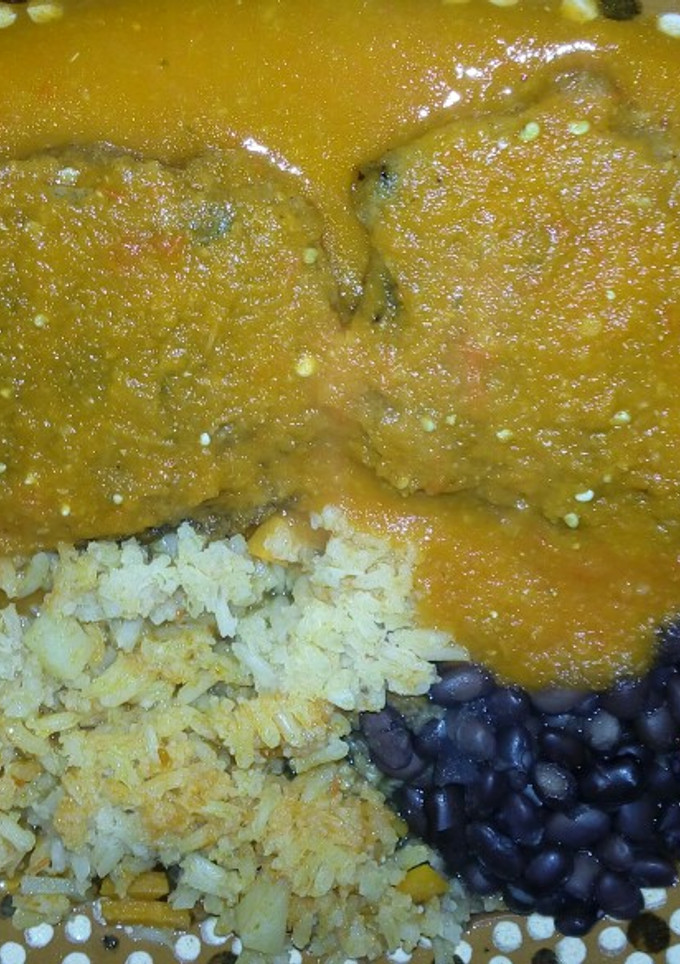 Una foto de LECHUGA RIZADA RELLENA A LA Mario's