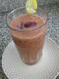 Refrescante jugo mixto con perejil, chía y salvado de trigo