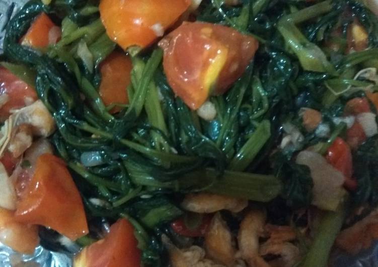 Resep Tumis sayur kangkung 🌿🌿 yang Sempurna