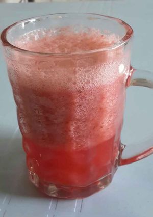 صورة لوصفة طريقة عمل عصير فراولة طازج