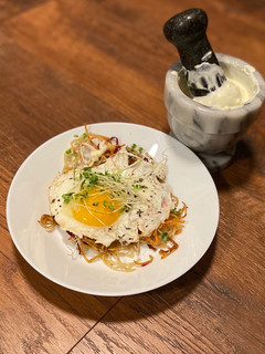 A picture of Egg Nest with Magic Sauce.