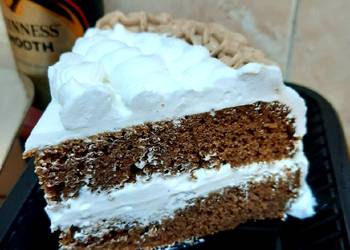 How to Prepare Yummy Chocolate Guinness cake with whipped cream icing