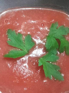 Una foto de Rica, rápida y nutritiva: Sopa de tomates express