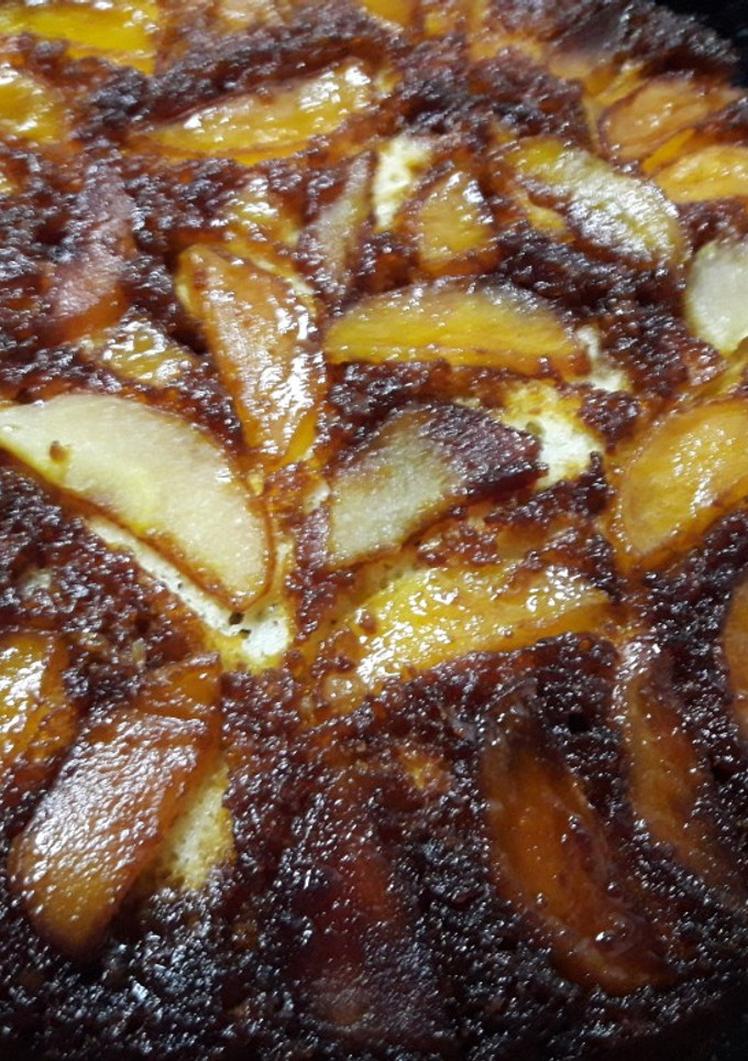 Una foto de Torta de manzana invertida