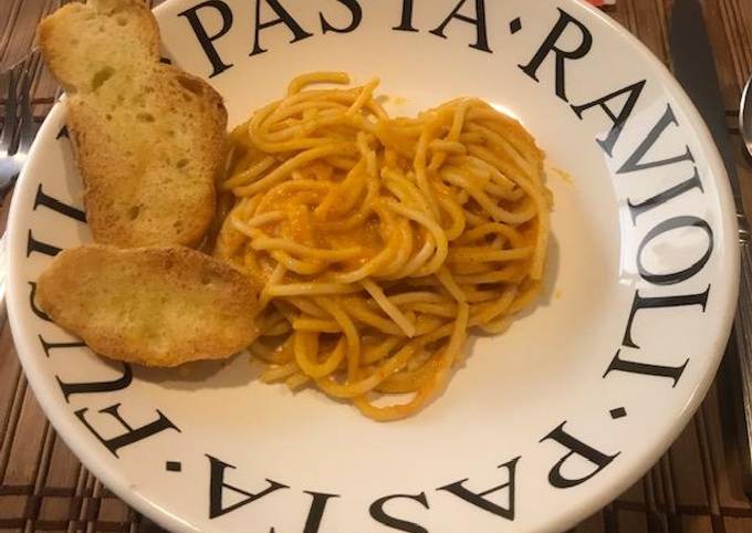 Spaghetti con chipotle Receta de Mercedes Cossío- Cookpad