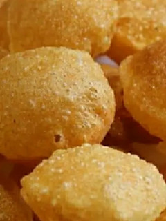 પાણીપૂરી ની પૂરી (Panipuri Poori Recipe In Gujarati) રેસીપી મુખ્ય ફોટો