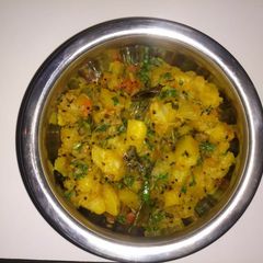 A picture of Maharashtrian aaloo bhaji.