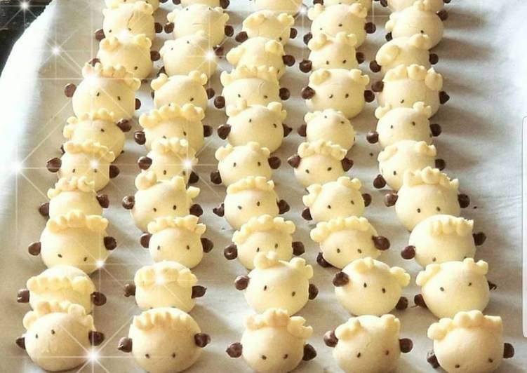 Simple Way to Make Homemade Cutie Sheep Cookies