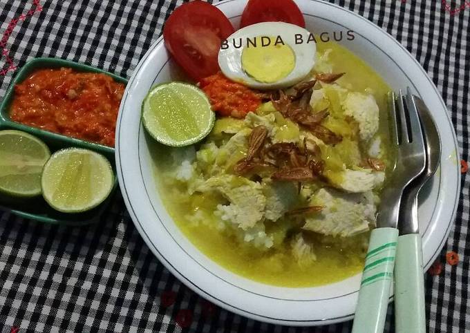 Soto Ayam Kuah Bening