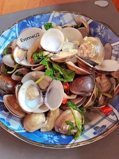 九層塔炒蛤蜊 的食譜成品照片