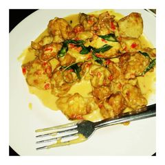 A picture of Butter Chicken.