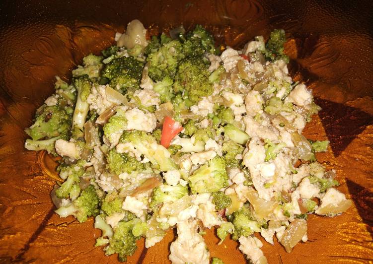 Resep Ayam Cincang Brokoli yang Enak Banget