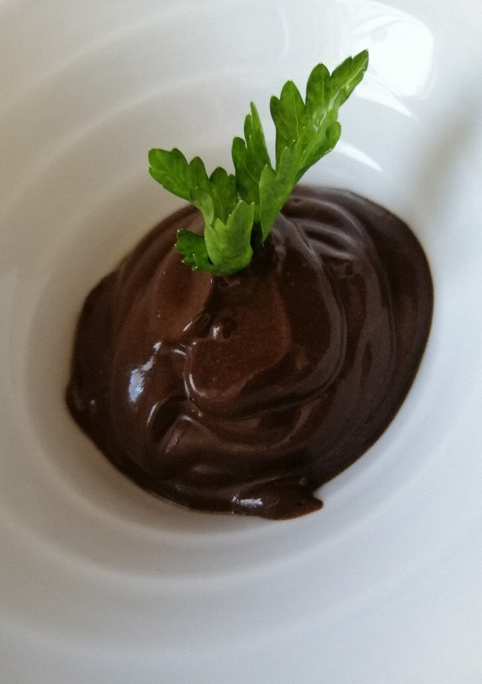 Una foto de Alioli de ajo negro🧄 sin huevo