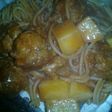 Albóndigas en salsa con papas!