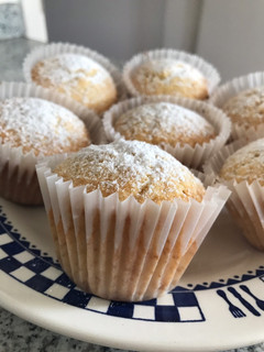 Una foto de Muffins de coco y dulce de leche